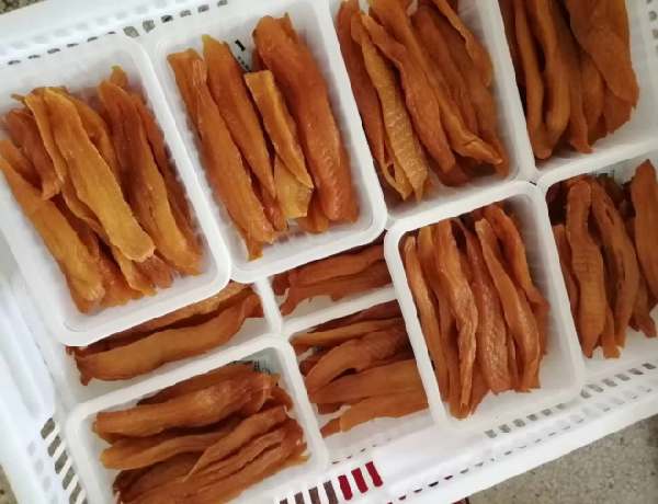 Patate douce cuite à la vapeur inversée selon la méthode traditionnelle