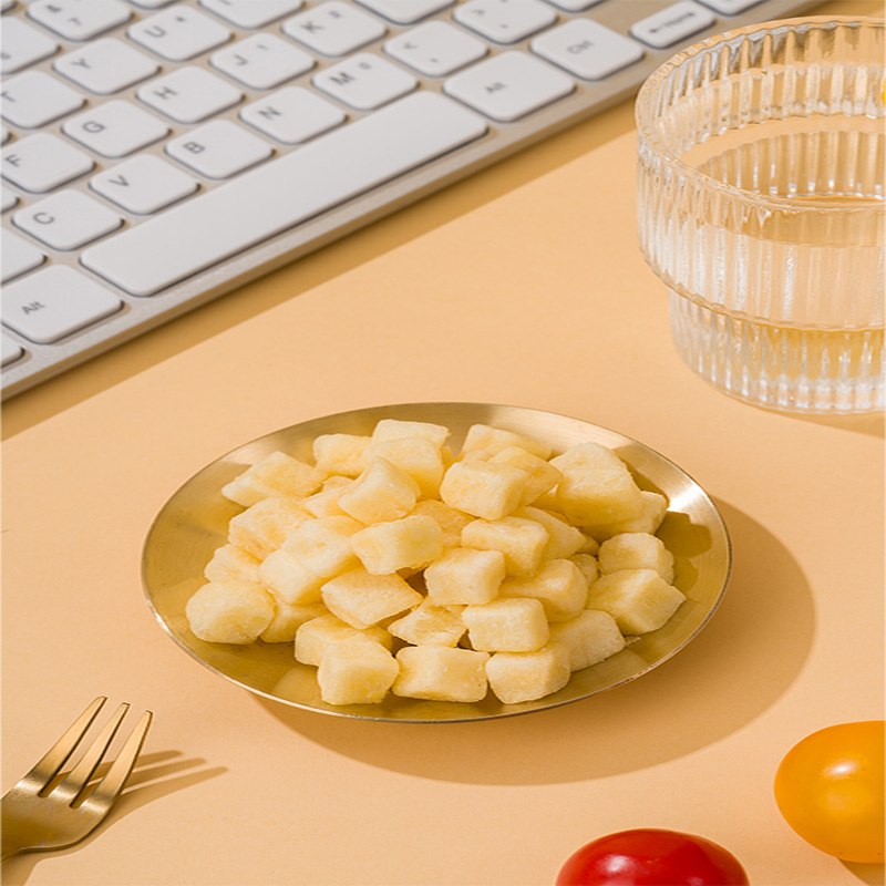 Dés de pommes de terre croustillants, croquants et délicieux